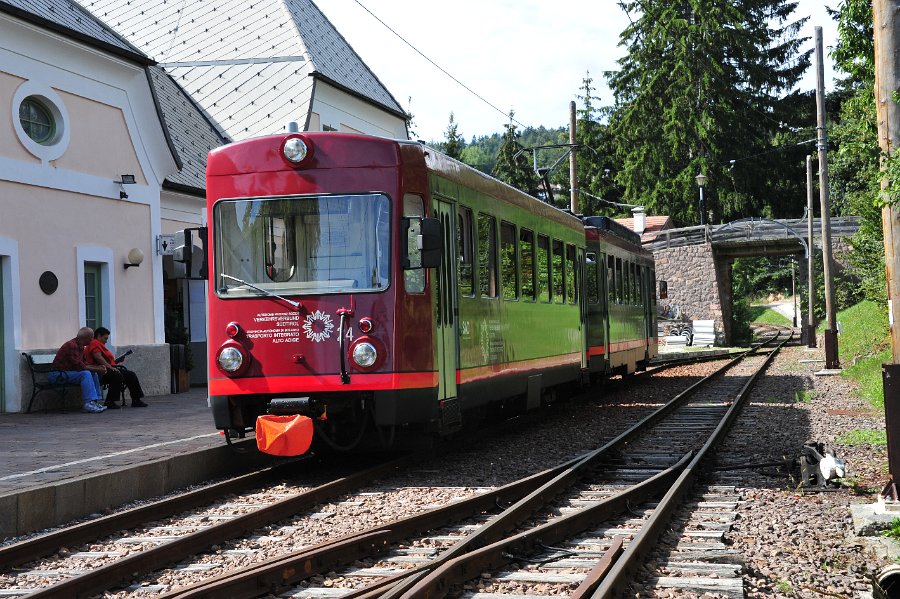 2011.09.07 Rittnerbahn von Oberbozen nach Klobenstein bei Bozen (38)